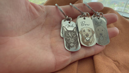 Custom Engraved Pet Keychain | Model 02